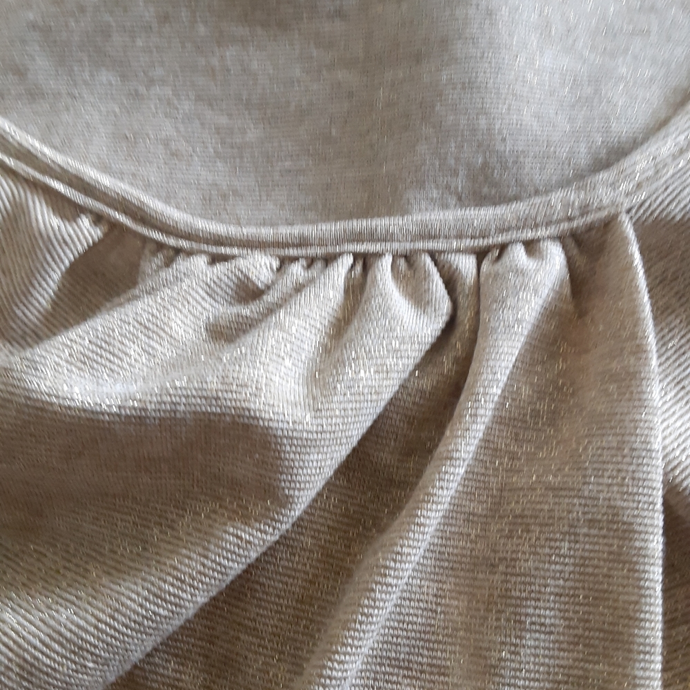 White House Black Market WHBM Sleeveless Gold Metallic Holiday Christmas Top EUC - Picture 4 of 11
